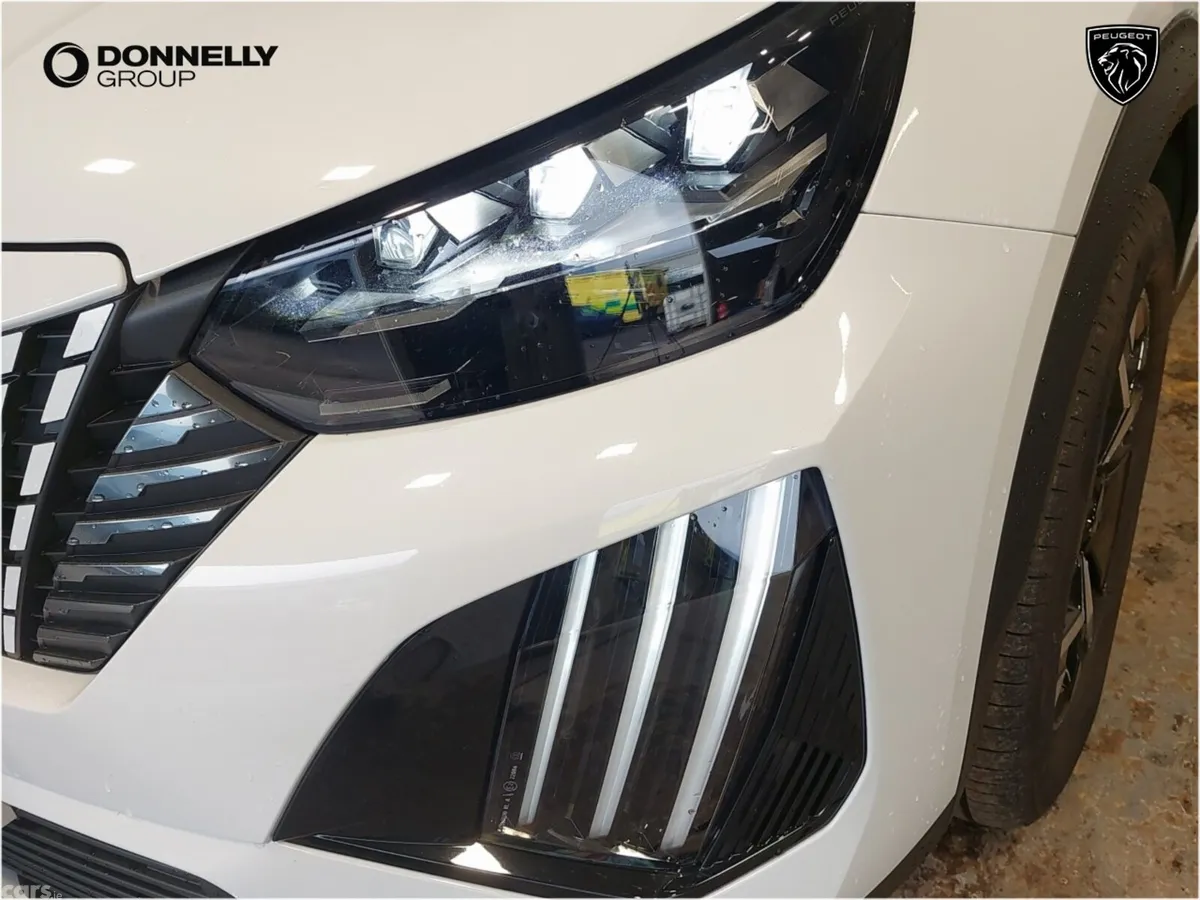 Peugeot 2008 Estate, Electric, 2026, White