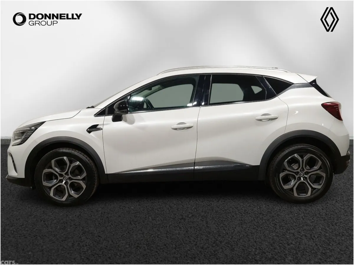 Renault Captur Hatchback, Petrol, 2024, White