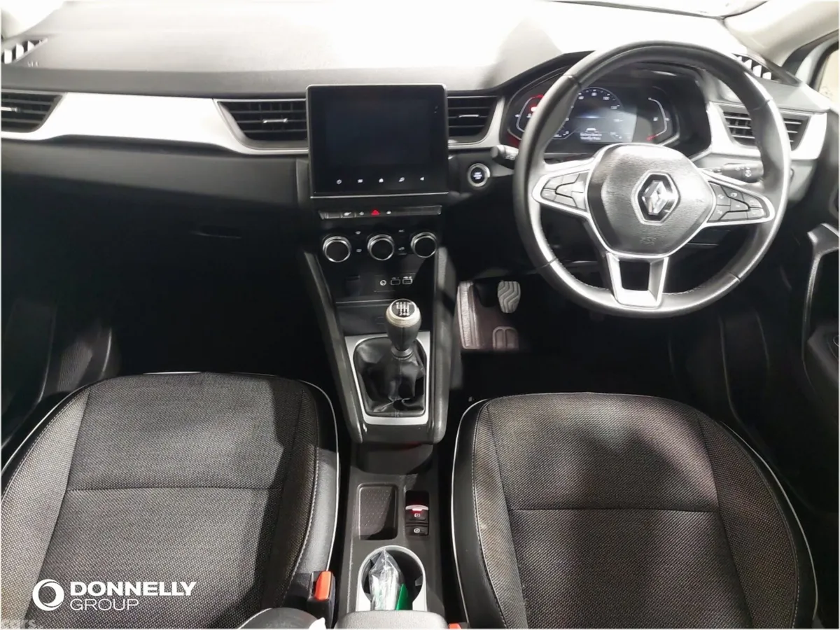 Renault Captur Hatchback, Petrol, 2024, White