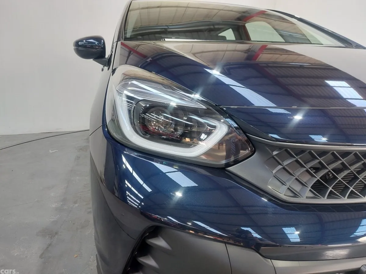 Honda Jazz Hatchback, Petrol Hybrid, 2025, Blue