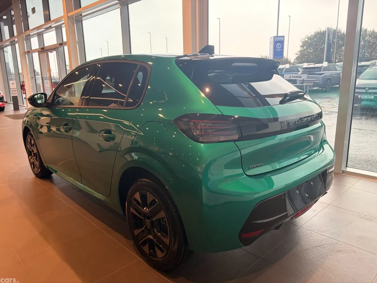Peugeot 208 Hatchback, Petrol, 2026, 