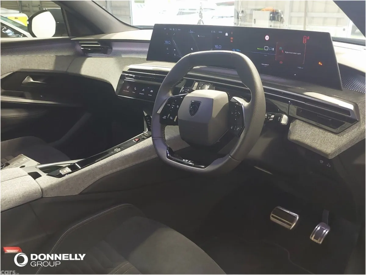 Peugeot 3008 SUV, Electric, 2026, Blue