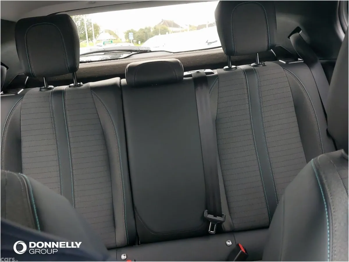 Peugeot 2008 Estate, Diesel, 2021, White