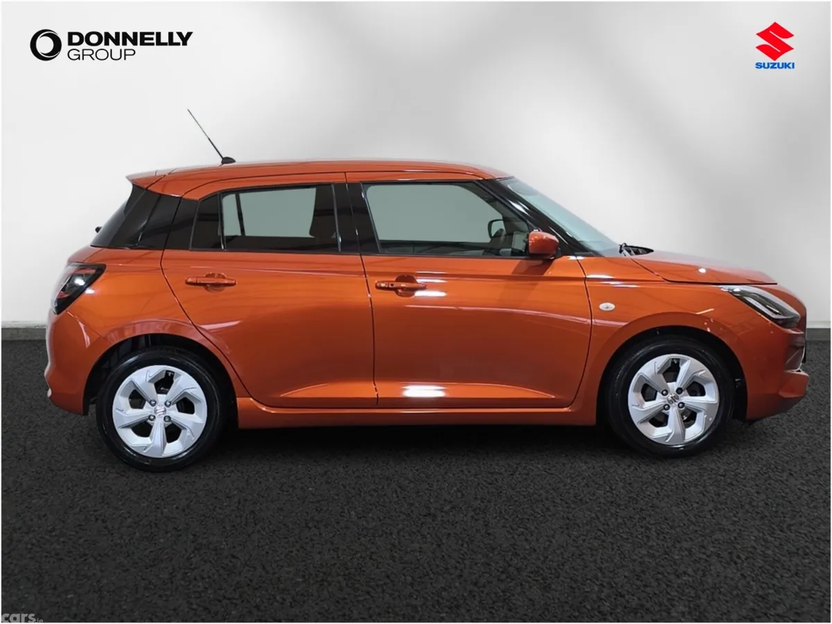 Suzuki Swift Hatchback, Petrol, 2024, Orange