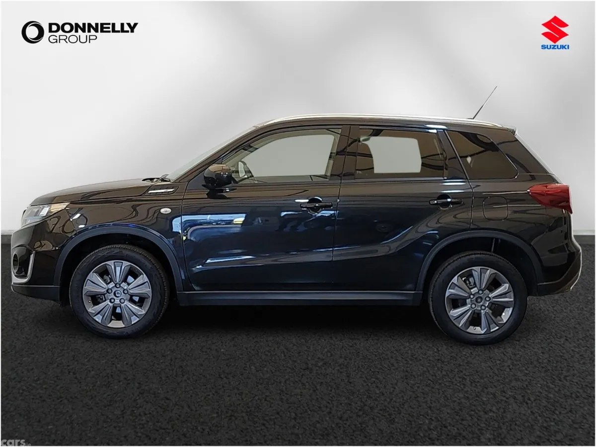 Suzuki Vitara SUV, Petrol, 2023, Black