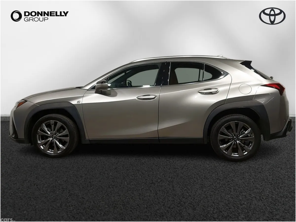 Lexus UX Hatchback, 2023, Silver