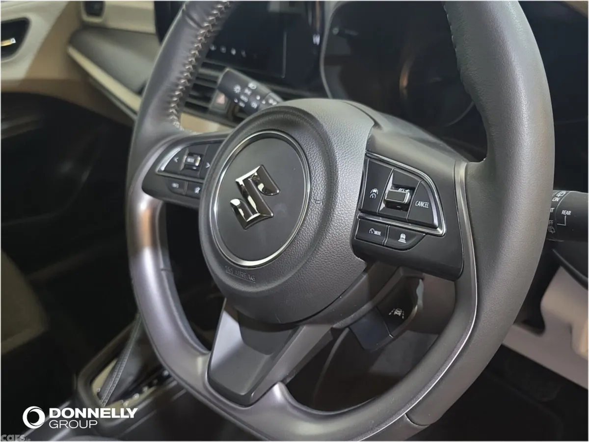 Suzuki Swift Hatchback, Petrol, 2024, Orange