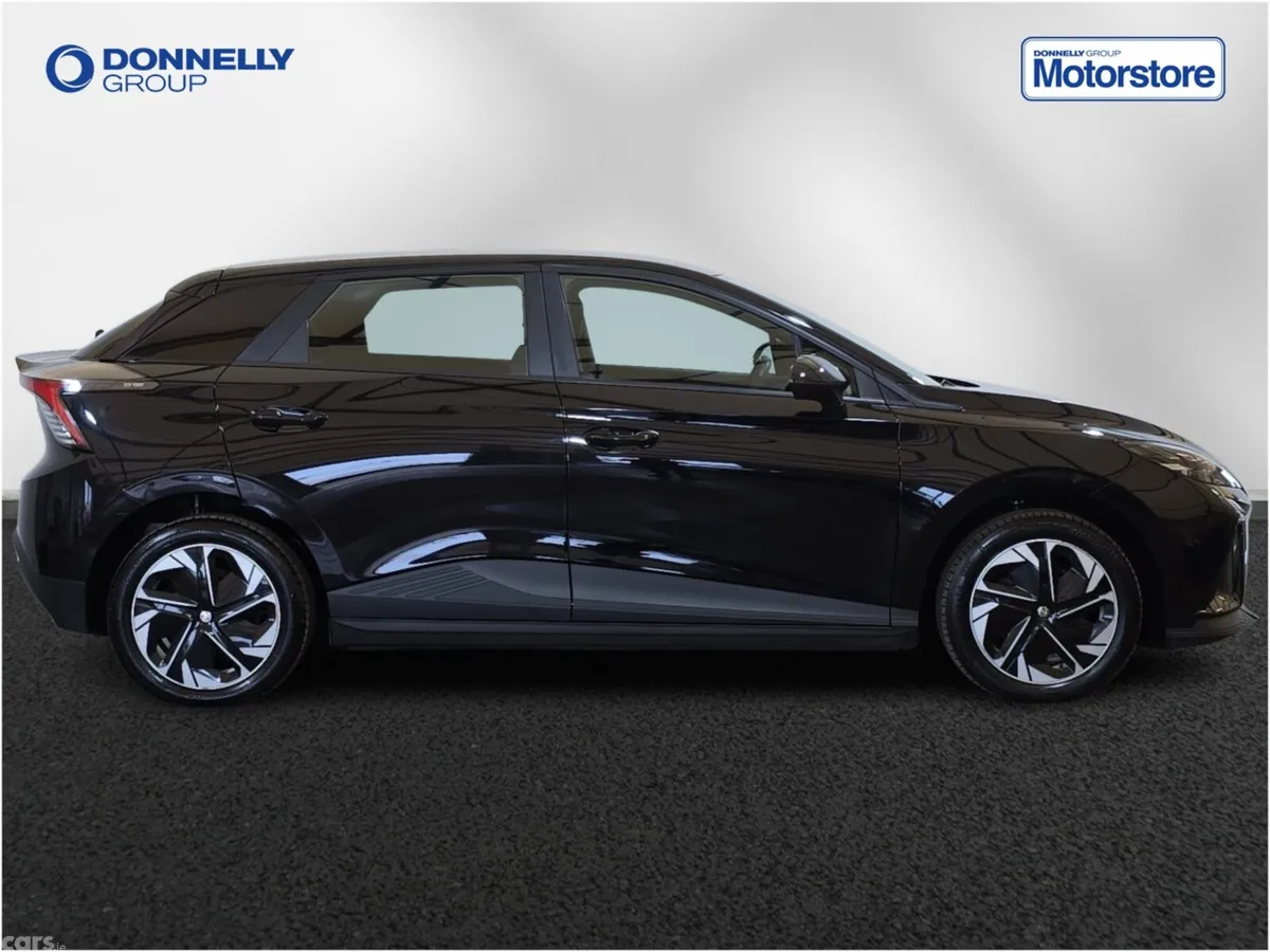 MG MG4 Hatchback, Electric, 2023, Black