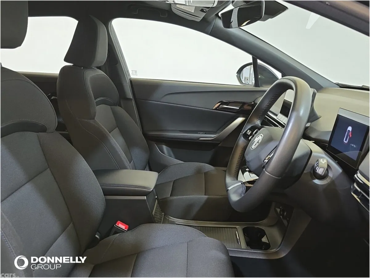 MG MG4 Hatchback, Electric, 2023, Black