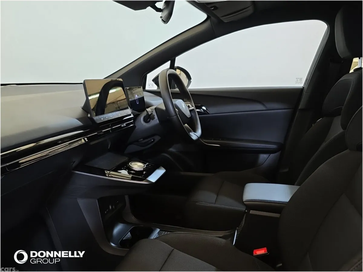 MG MG4 Hatchback, Electric, 2023, Black