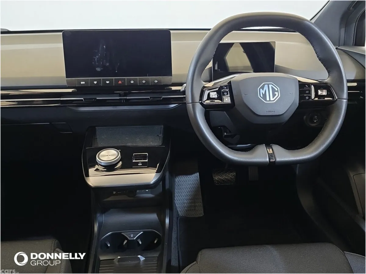 MG MG4 Hatchback, Electric, 2023, Black