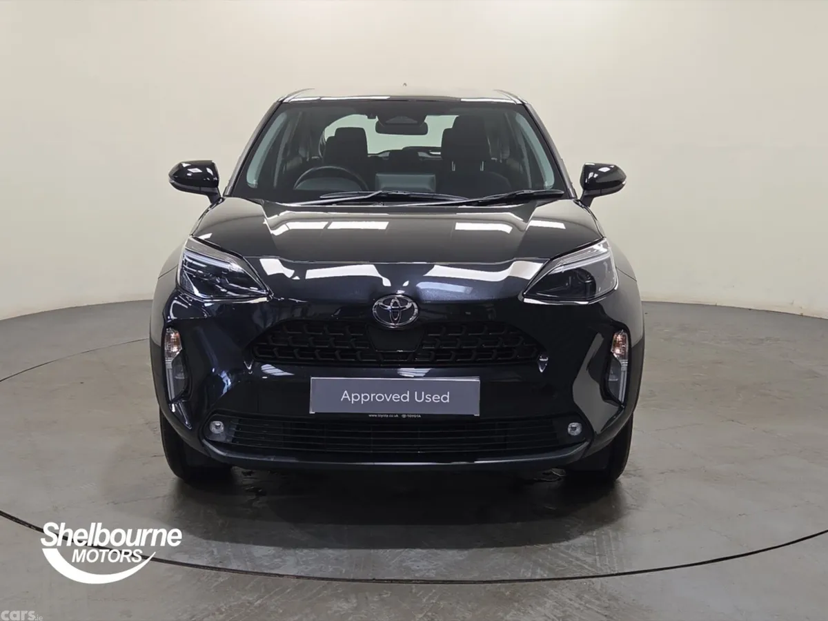 Toyota Yaris Cross Estate, Petrol Hybrid, 2026, Black