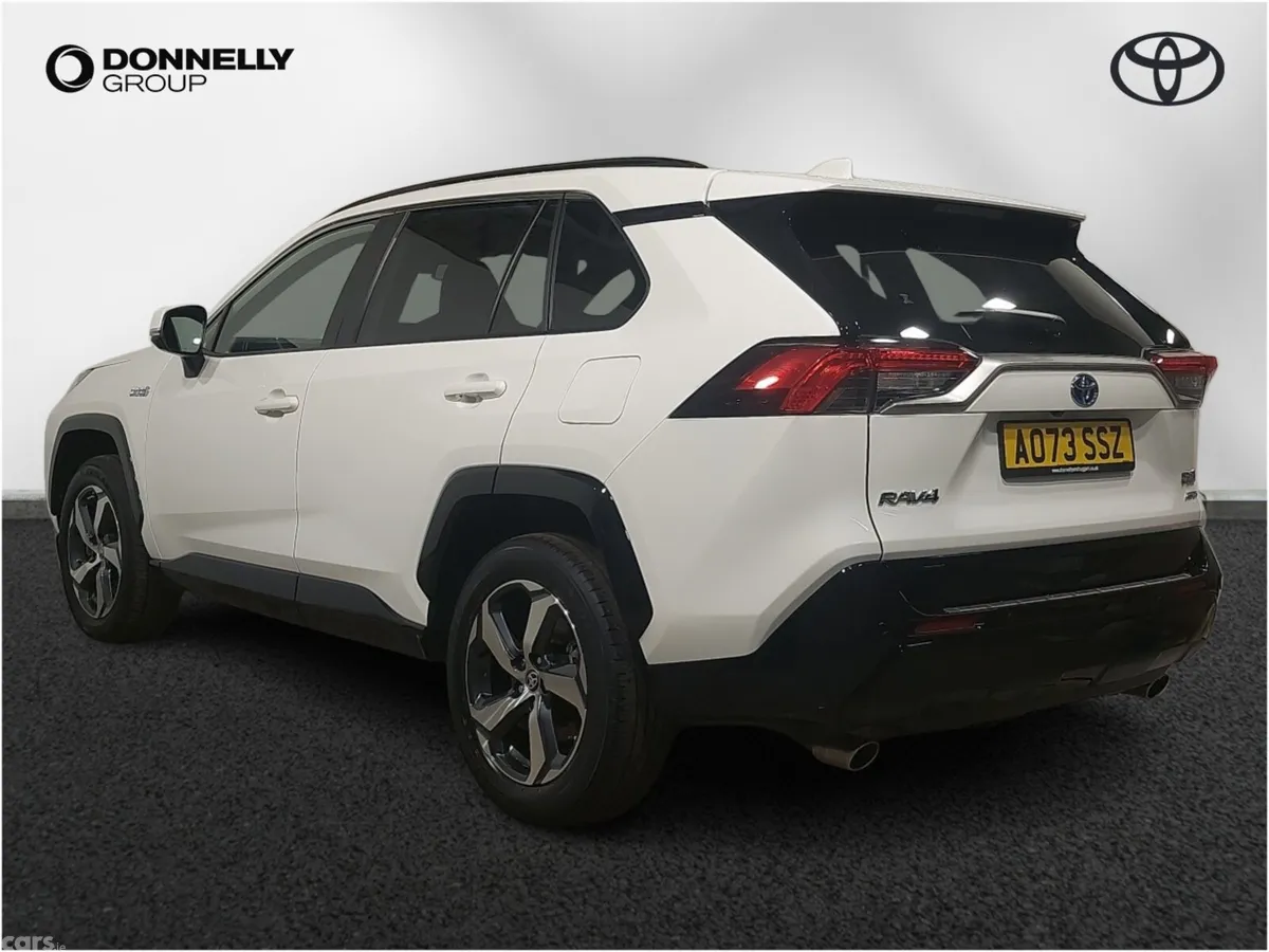 Toyota RAV4 SUV, Petrol Hybrid, 2023, White