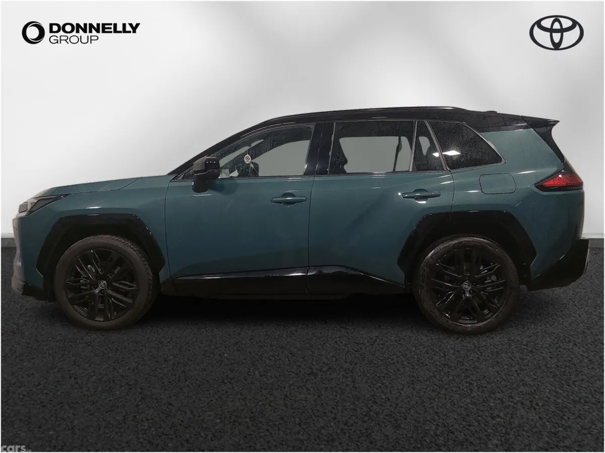 Toyota RAV4 SUV, Petrol Hybrid, 2026, Green