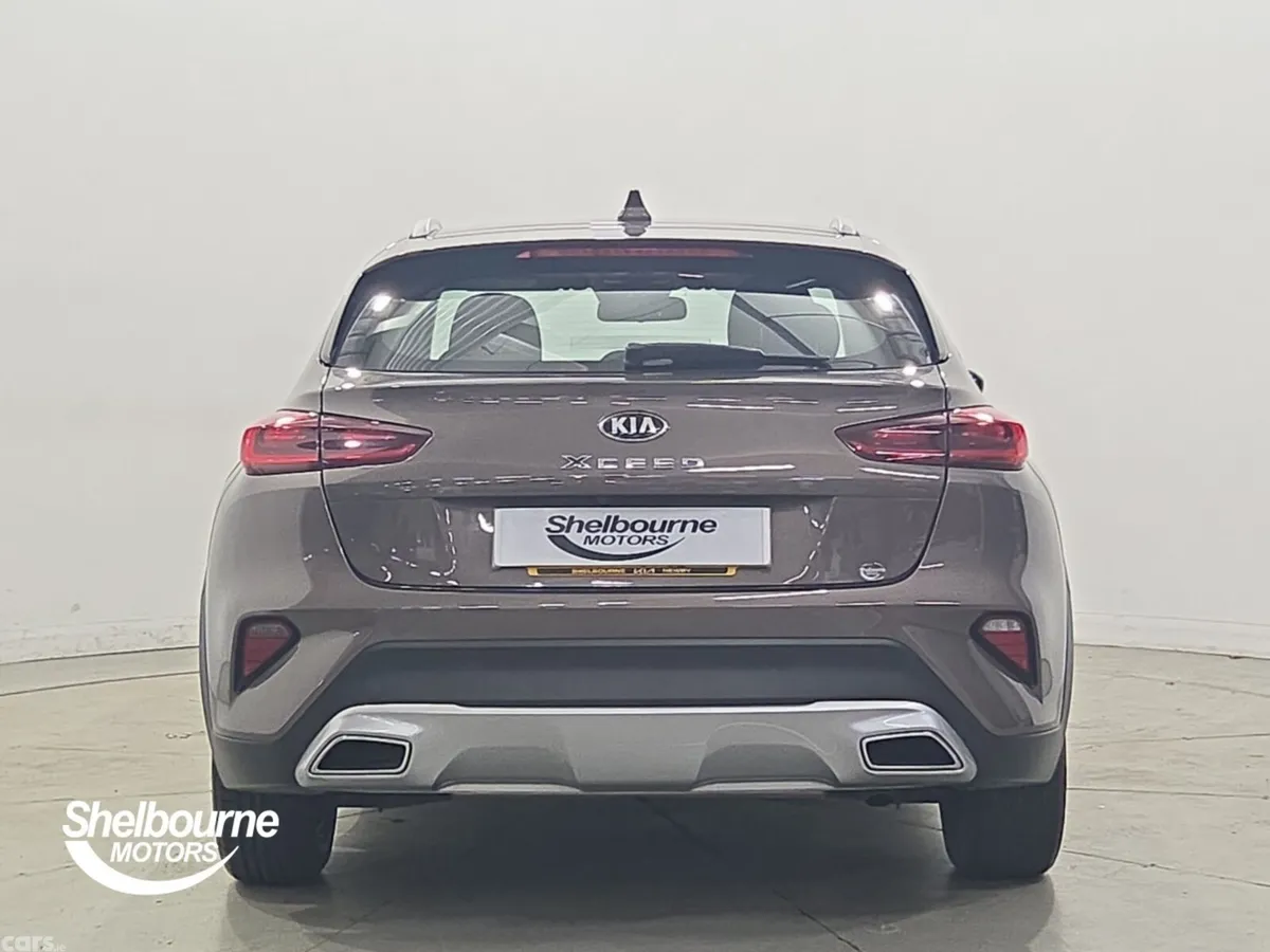 Kia XCeed Hatchback, Petrol, 2020, Brown