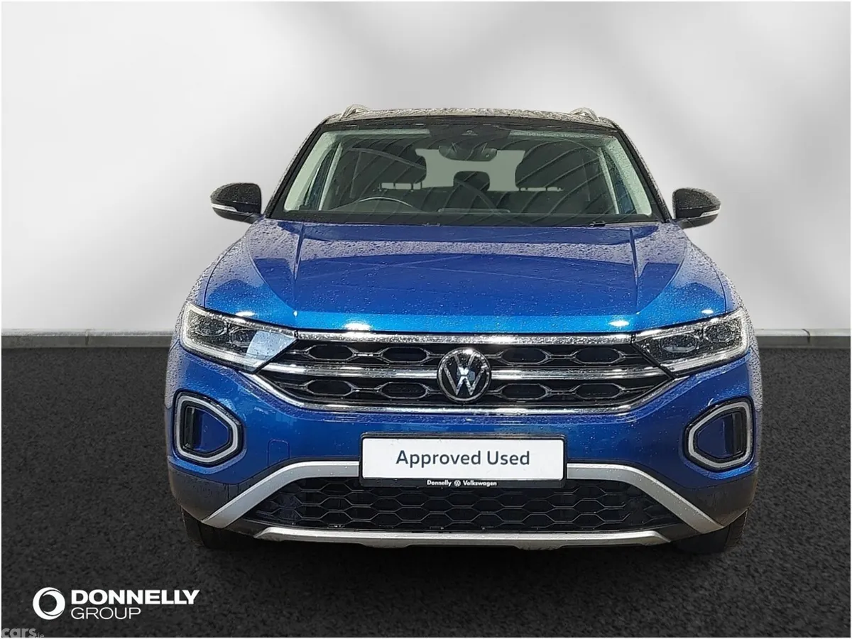 Volkswagen T-Roc Hatchback, Petrol, 2022, Blue