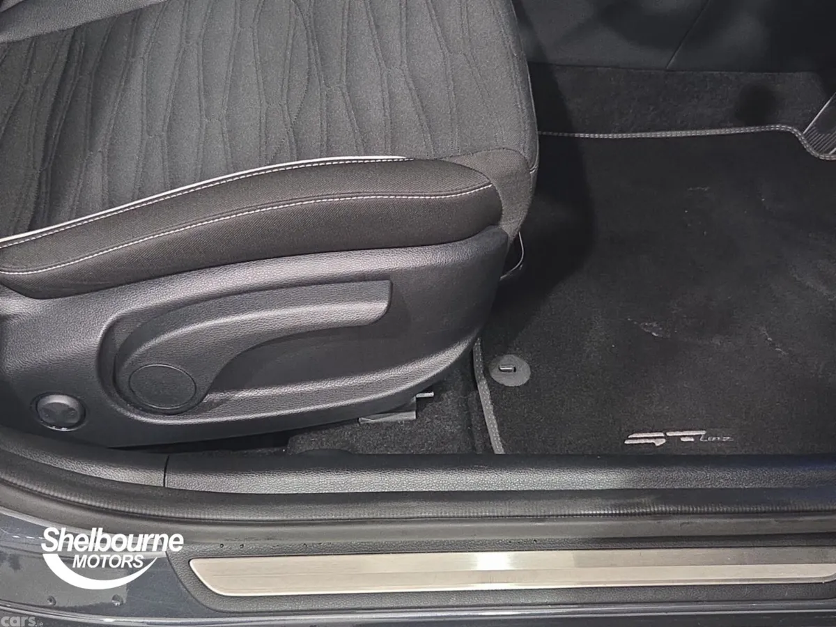 Kia Ceed Hatchback, Petrol, 2025, Grey