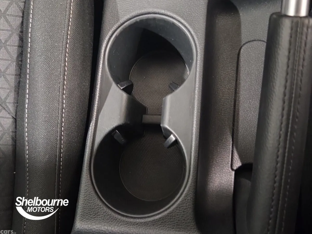 Kia XCeed Hatchback, Petrol, 2020, Brown
