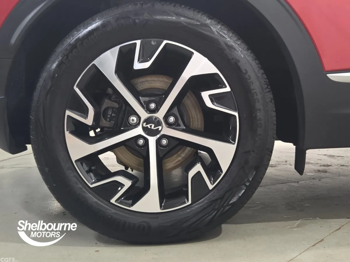 Kia Sportage SUV, Petrol, 2025, Red
