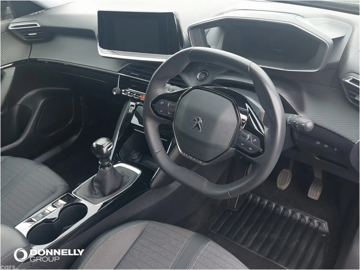 Peugeot 2008 Estate, Petrol, 2022, Black
