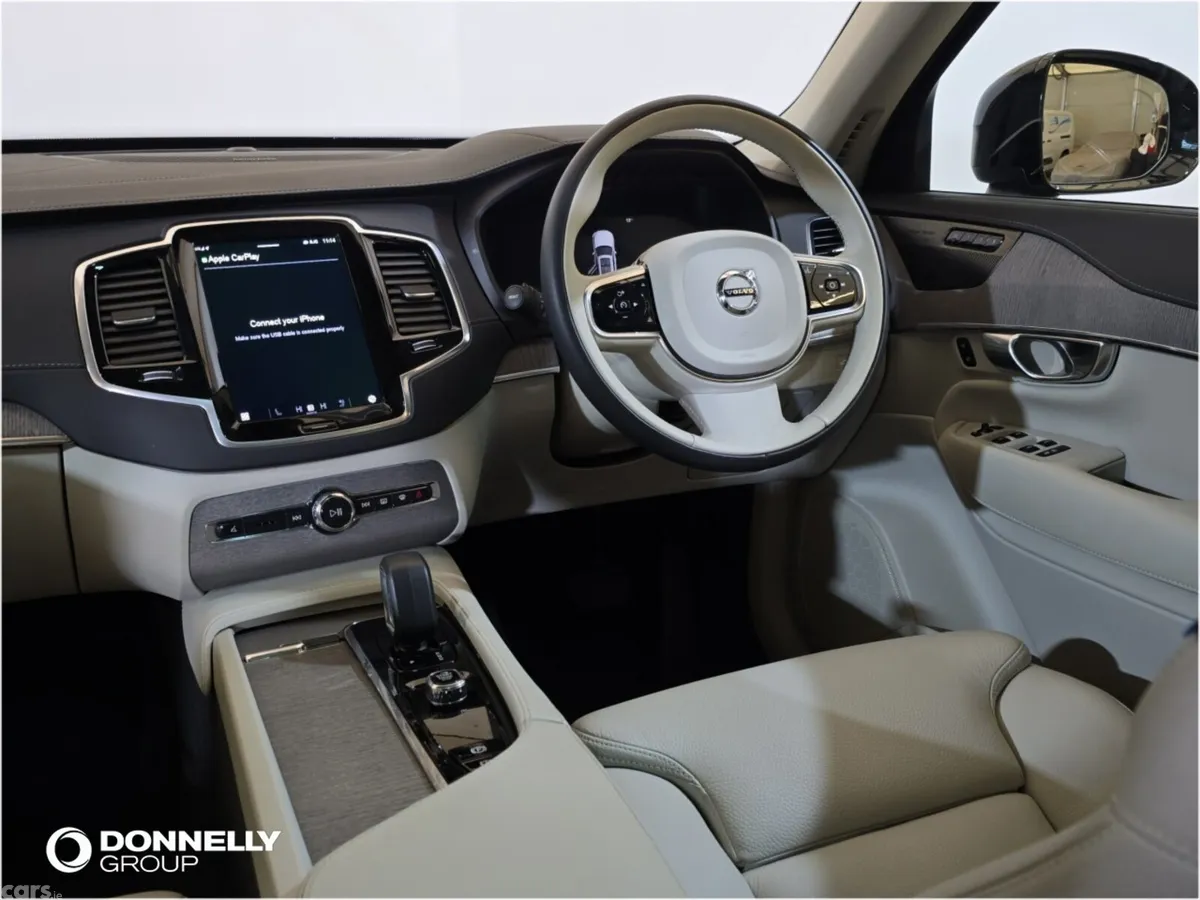 Volvo XC90 SUV, Diesel, 2023, Black