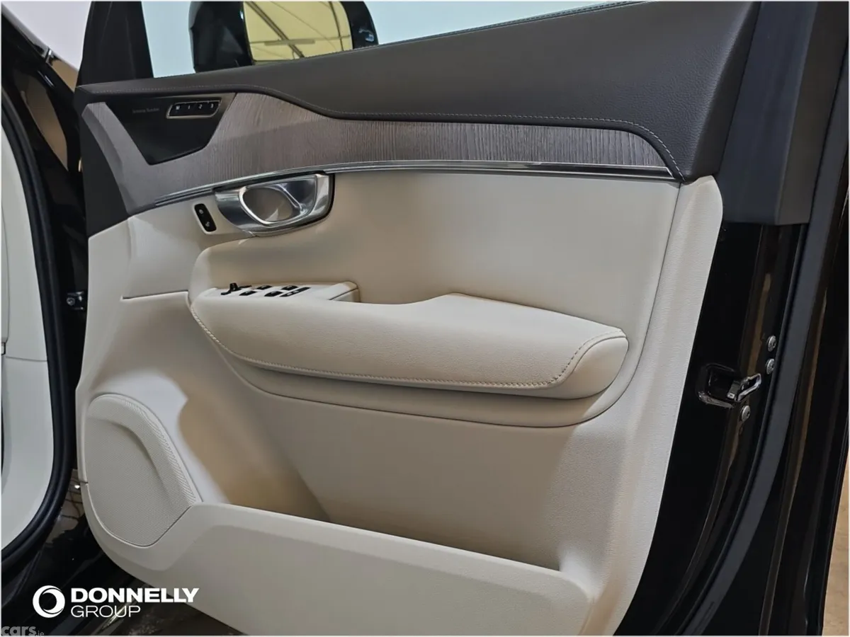 Volvo XC90 SUV, Diesel, 2023, Black