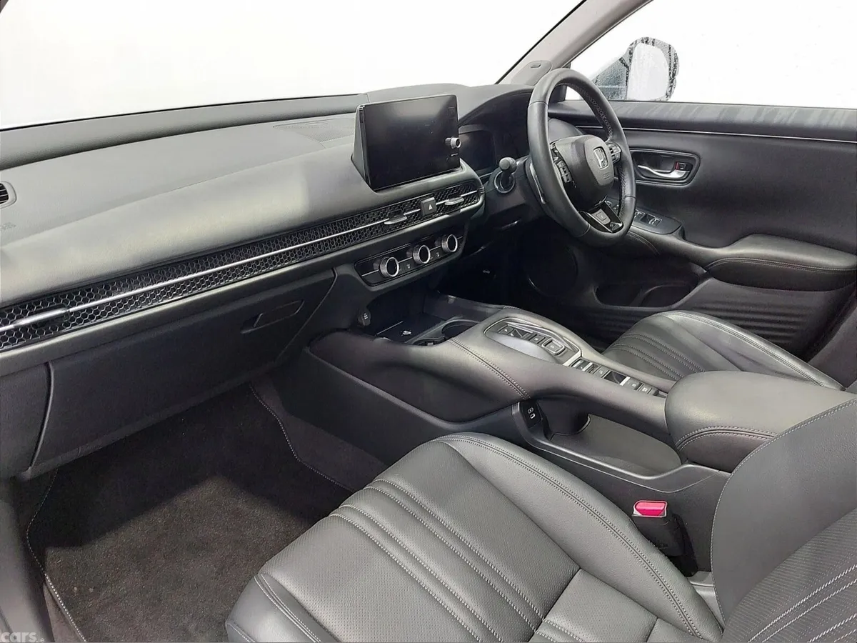 Honda ZR-V Estate, Petrol Hybrid, 2023, White