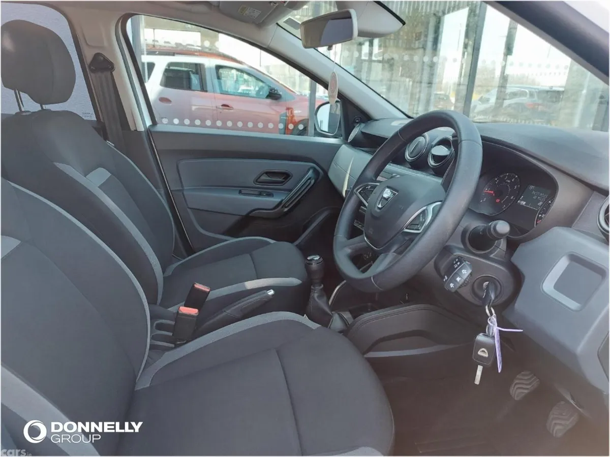 Dacia Duster SUV, Petrol, 2018, White