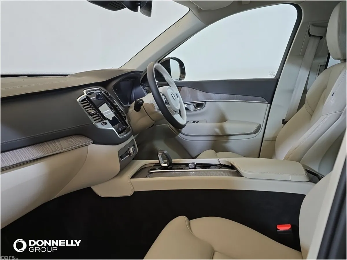 Volvo XC90 SUV, Diesel, 2023, Black