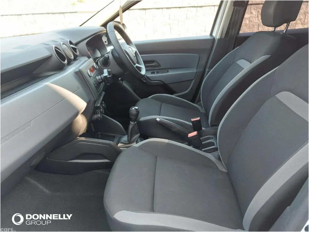 Dacia Duster SUV, Petrol, 2018, White