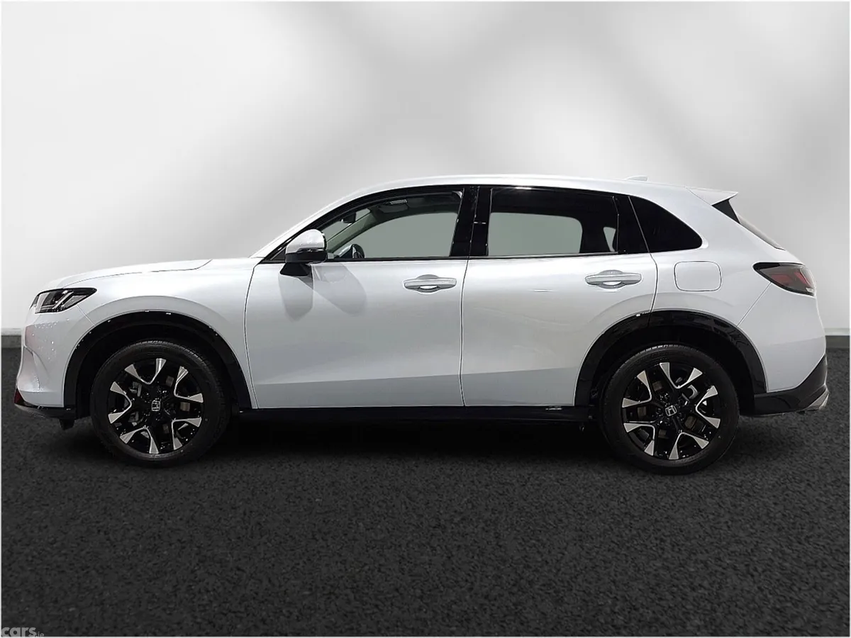 Honda ZR-V Estate, Petrol Hybrid, 2023, White
