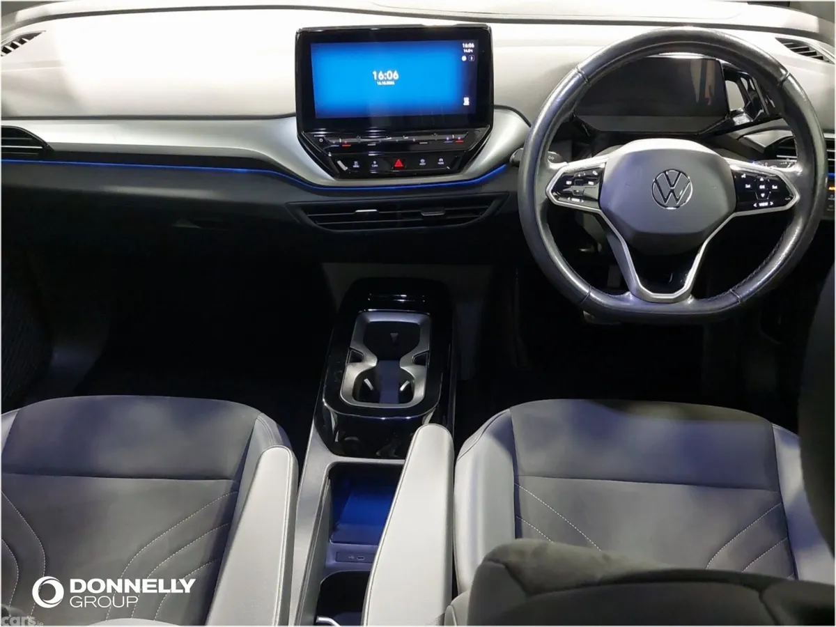 Volkswagen ID.4 Estate, Electric, 2022, White
