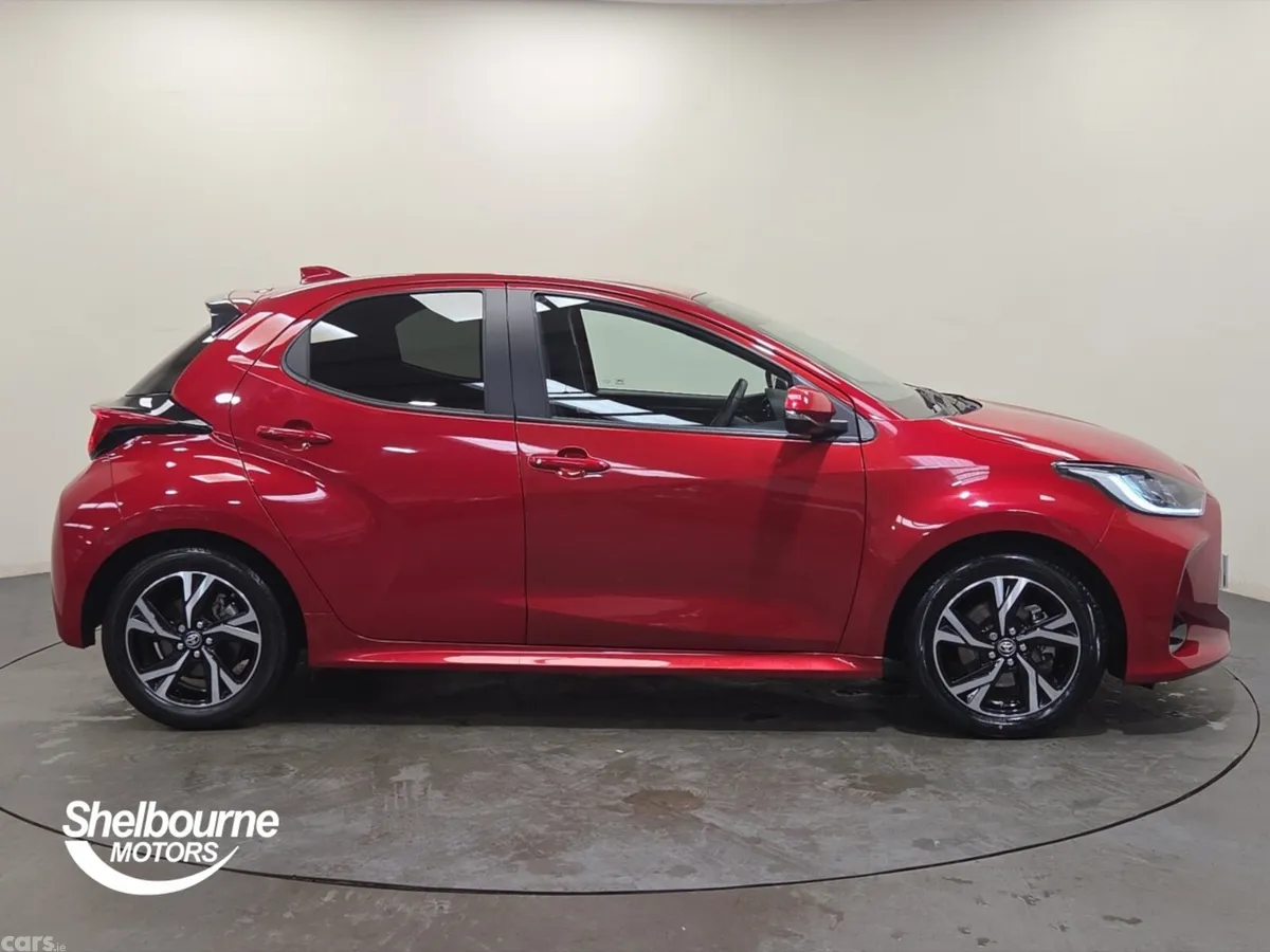 Toyota Yaris Hatchback, Petrol Hybrid, 2025, Red