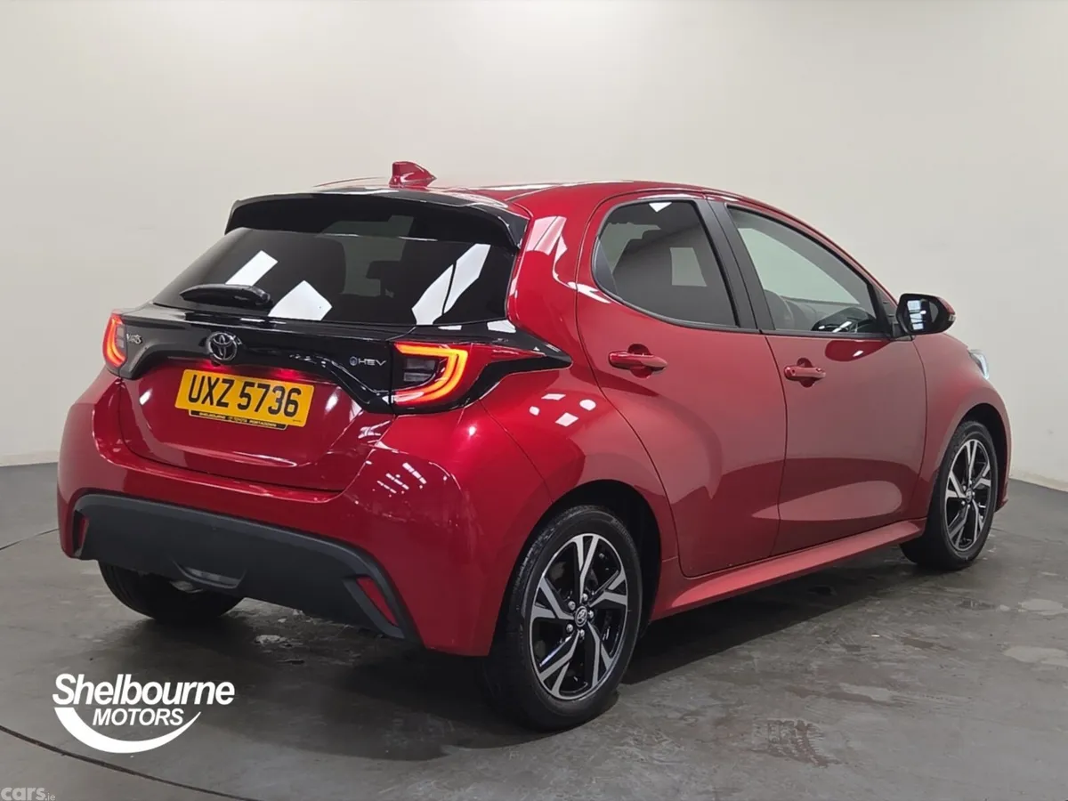 Toyota Yaris Hatchback, Petrol Hybrid, 2025, Red