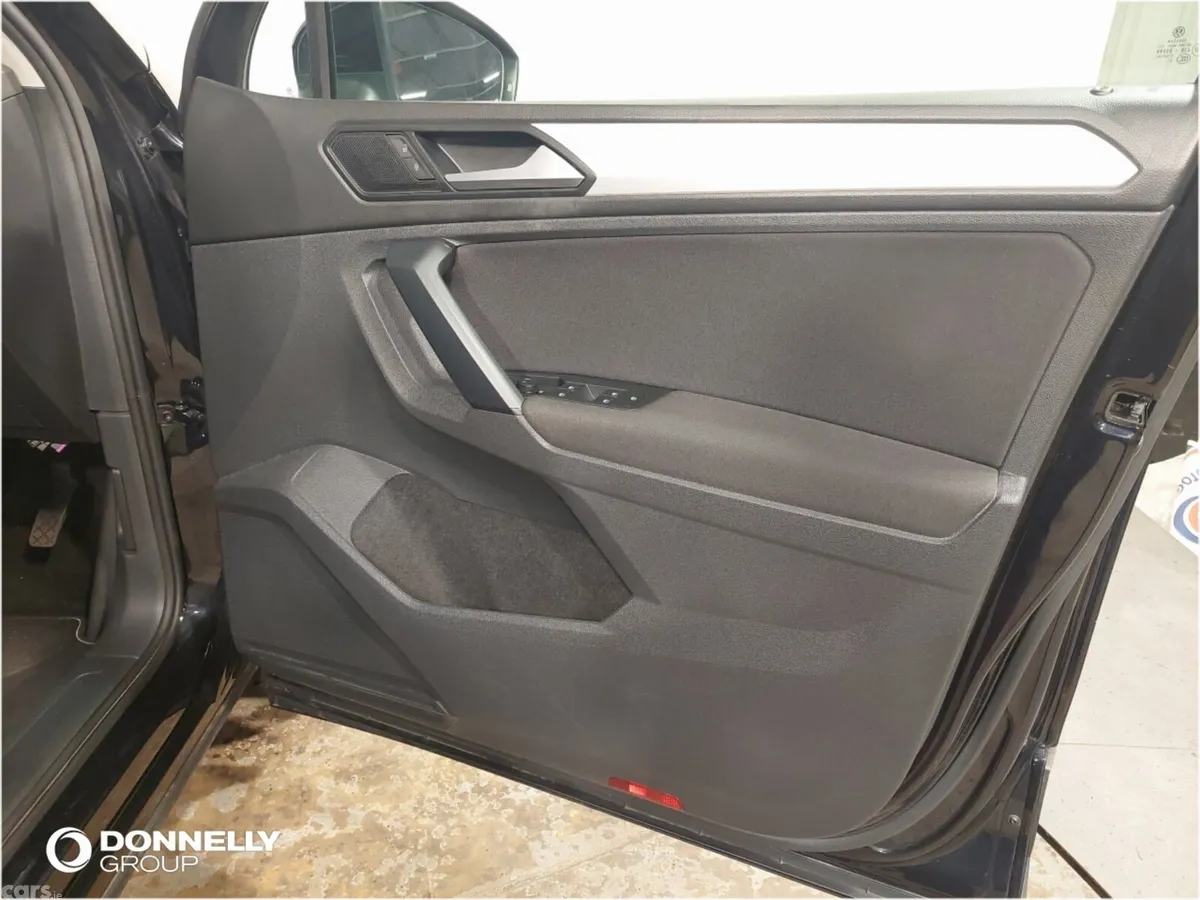 Volkswagen Tiguan Estate, Petrol, 2019, Black