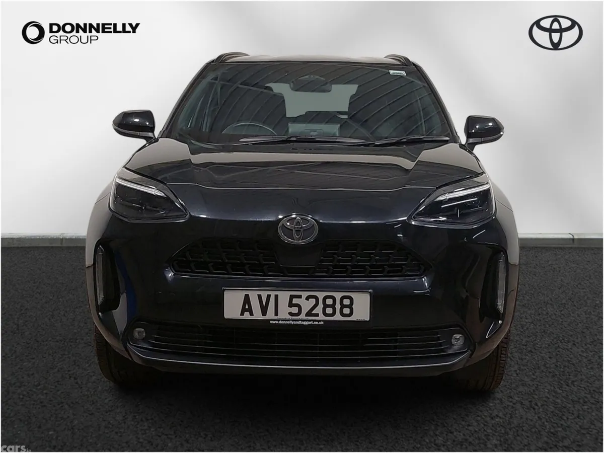 Toyota Yaris Cross Estate, Petrol Hybrid, 2024, Black