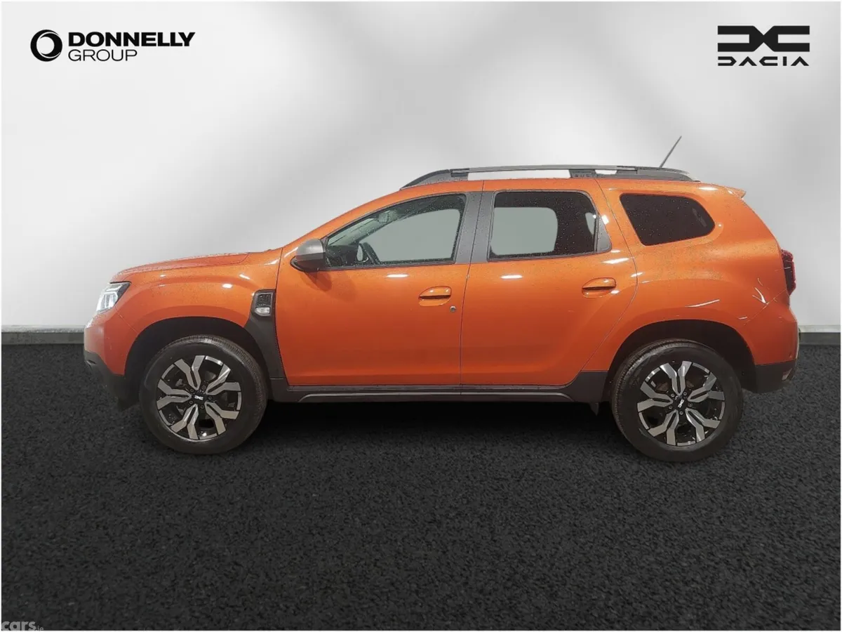 Dacia Duster Estate, Petrol, 2024, Orange