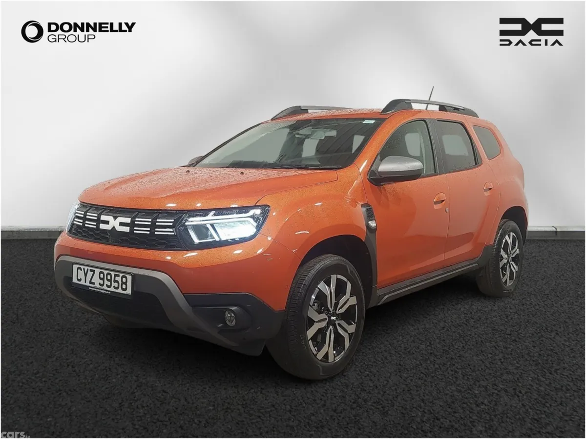 Dacia Duster Estate, Petrol, 2024, Orange