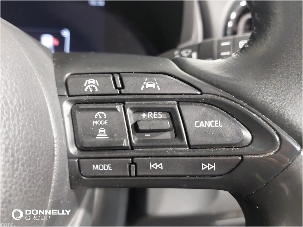 Toyota Yaris Cross Estate, Petrol Hybrid, 2024, Black