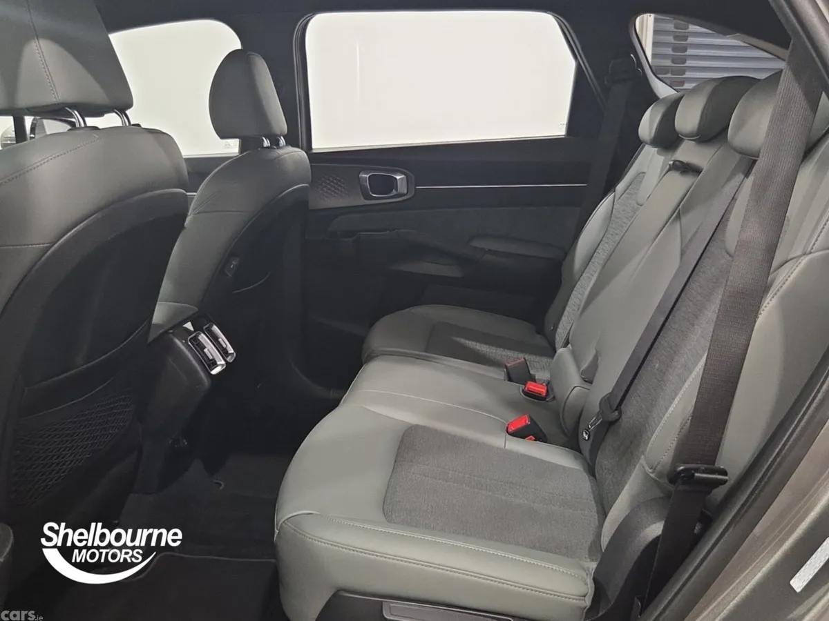 Kia Sorento SUV, Diesel, 2025, Grey