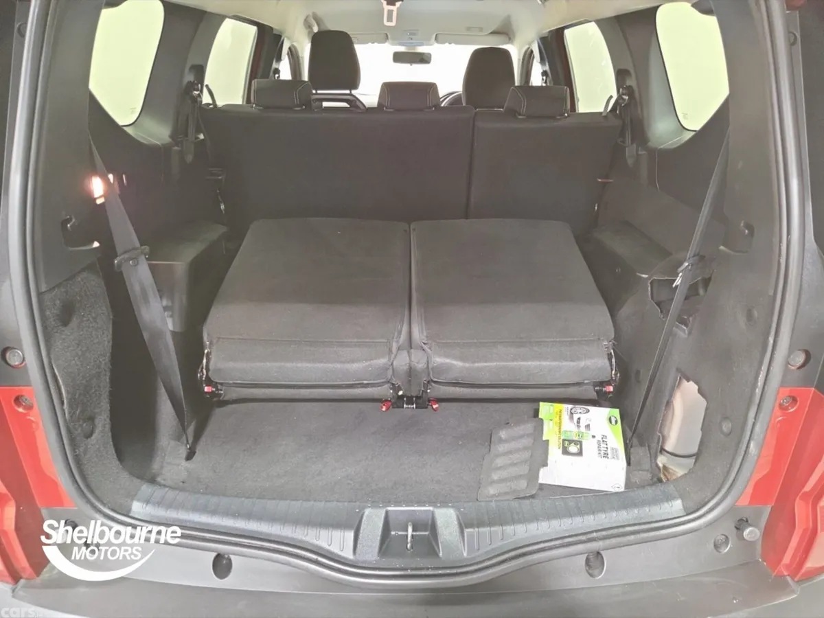 Dacia Jogger MPV, Petrol, 2022, Brown
