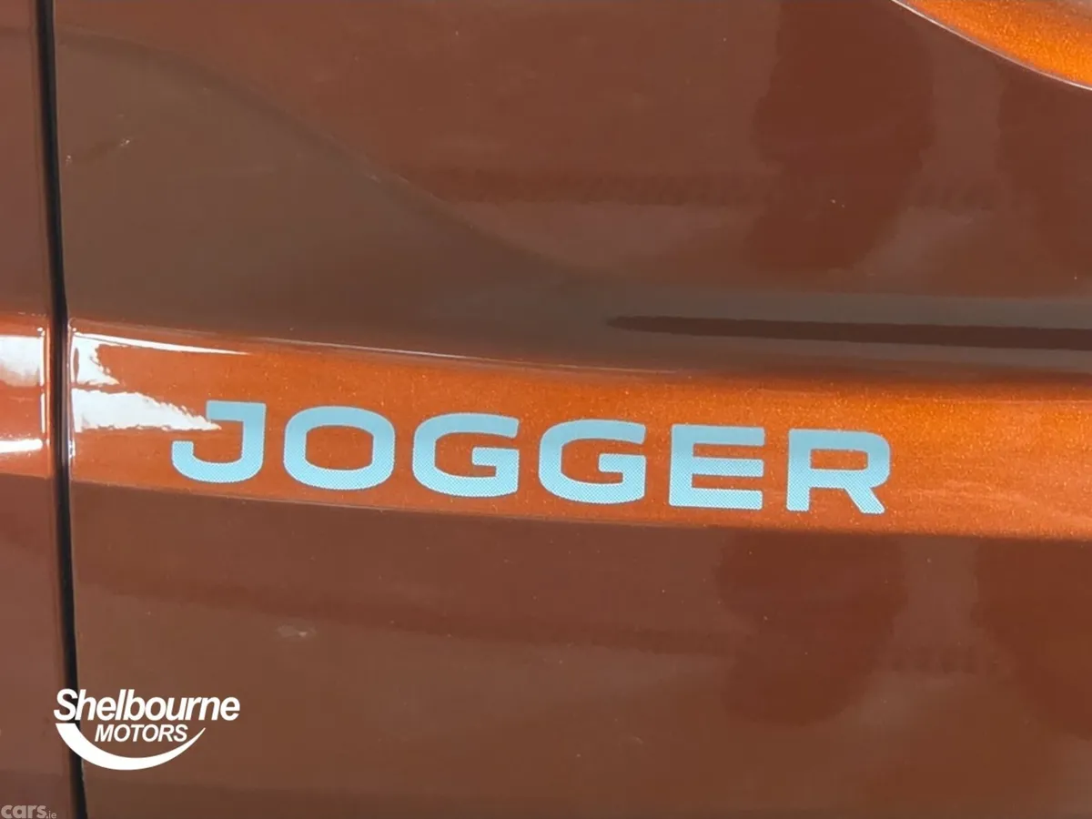Dacia Jogger MPV, Petrol, 2022, Brown