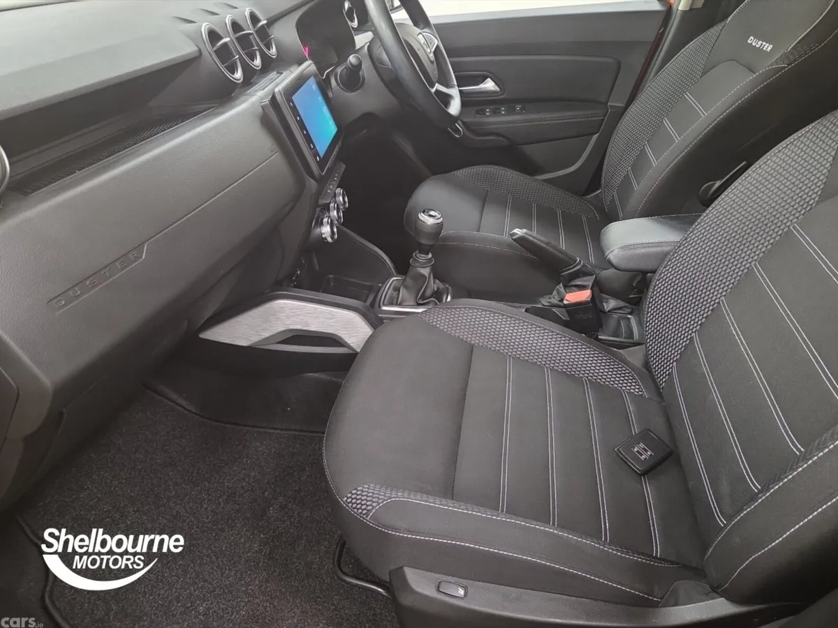Dacia Duster Estate, Petrol Gas, 2022, Orange