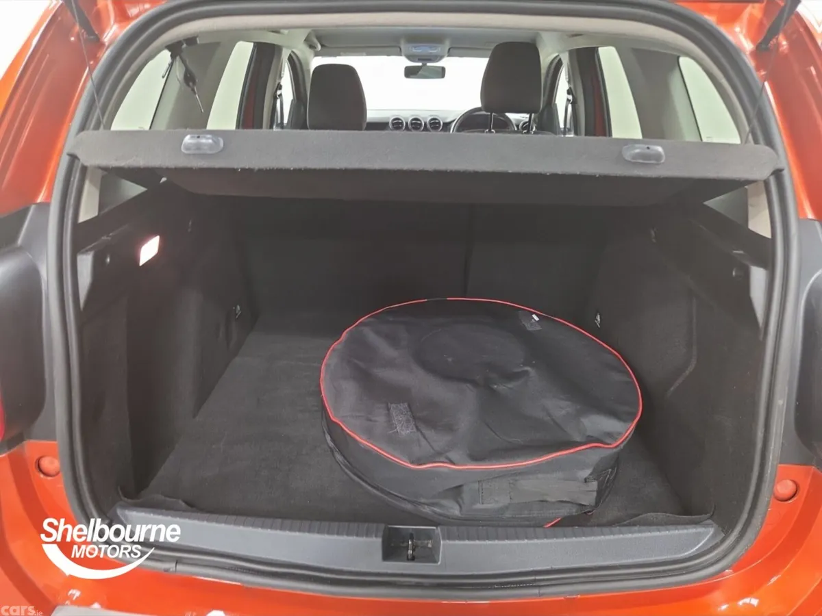 Dacia Duster Estate, Petrol Gas, 2022, Orange
