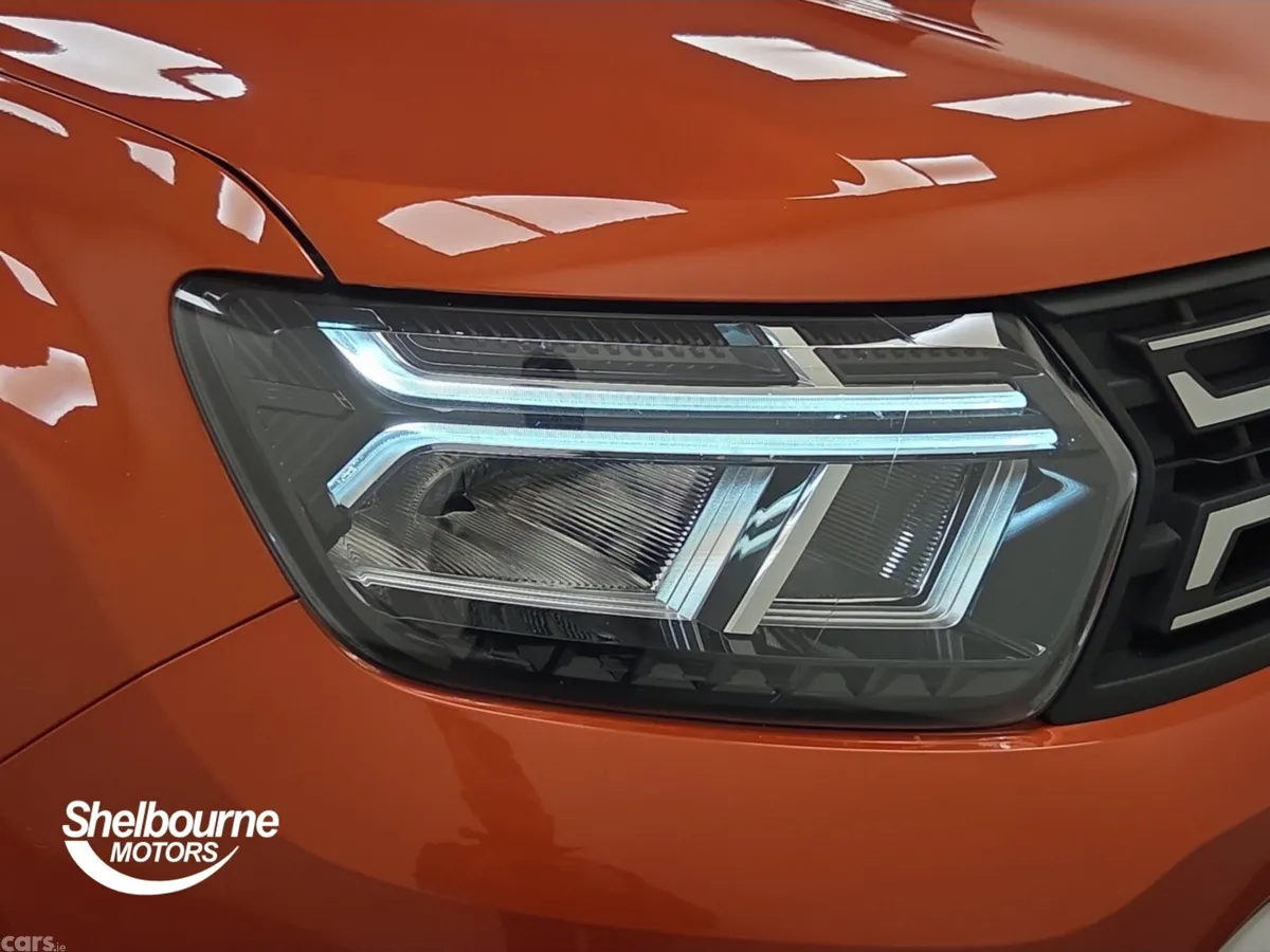 Dacia Duster Estate, Petrol Gas, 2022, Orange