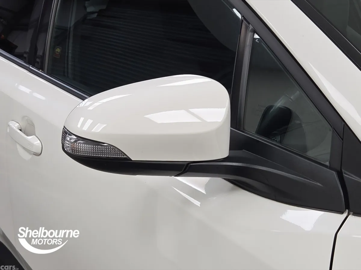 Toyota C-HR Hatchback, Petrol Hybrid, 2022, White