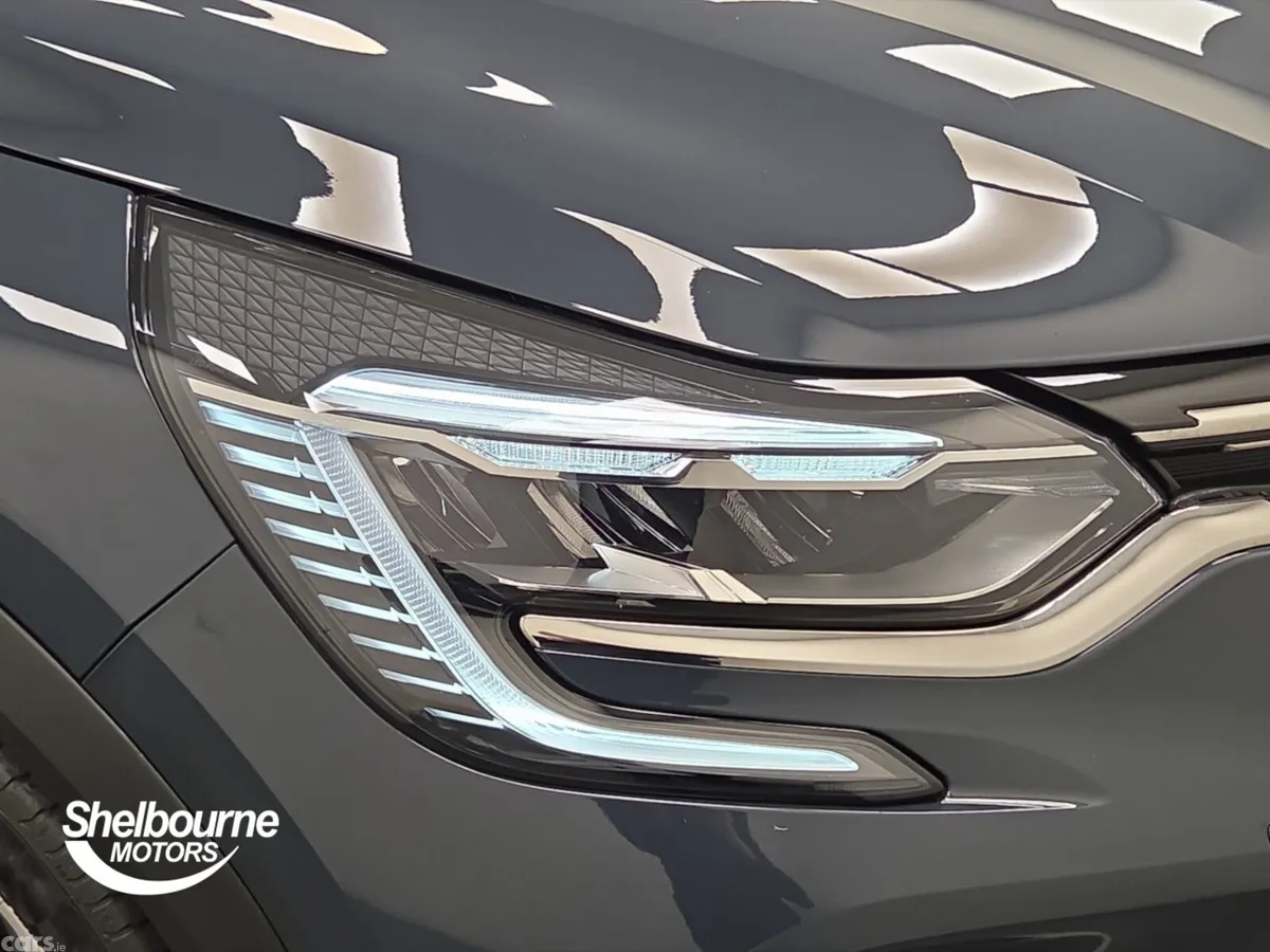 Renault Captur Hatchback, Petrol Hybrid, 2023, Blue