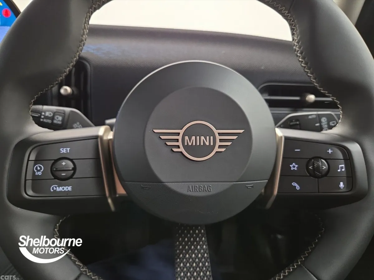 Mini Cooper Hatchback, Petrol, 2025, Grey