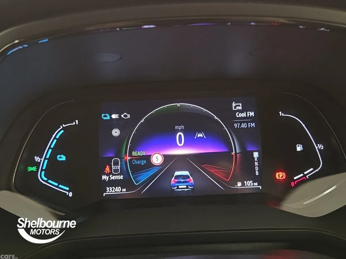 Renault Captur Hatchback, Petrol Hybrid, 2023, Blue