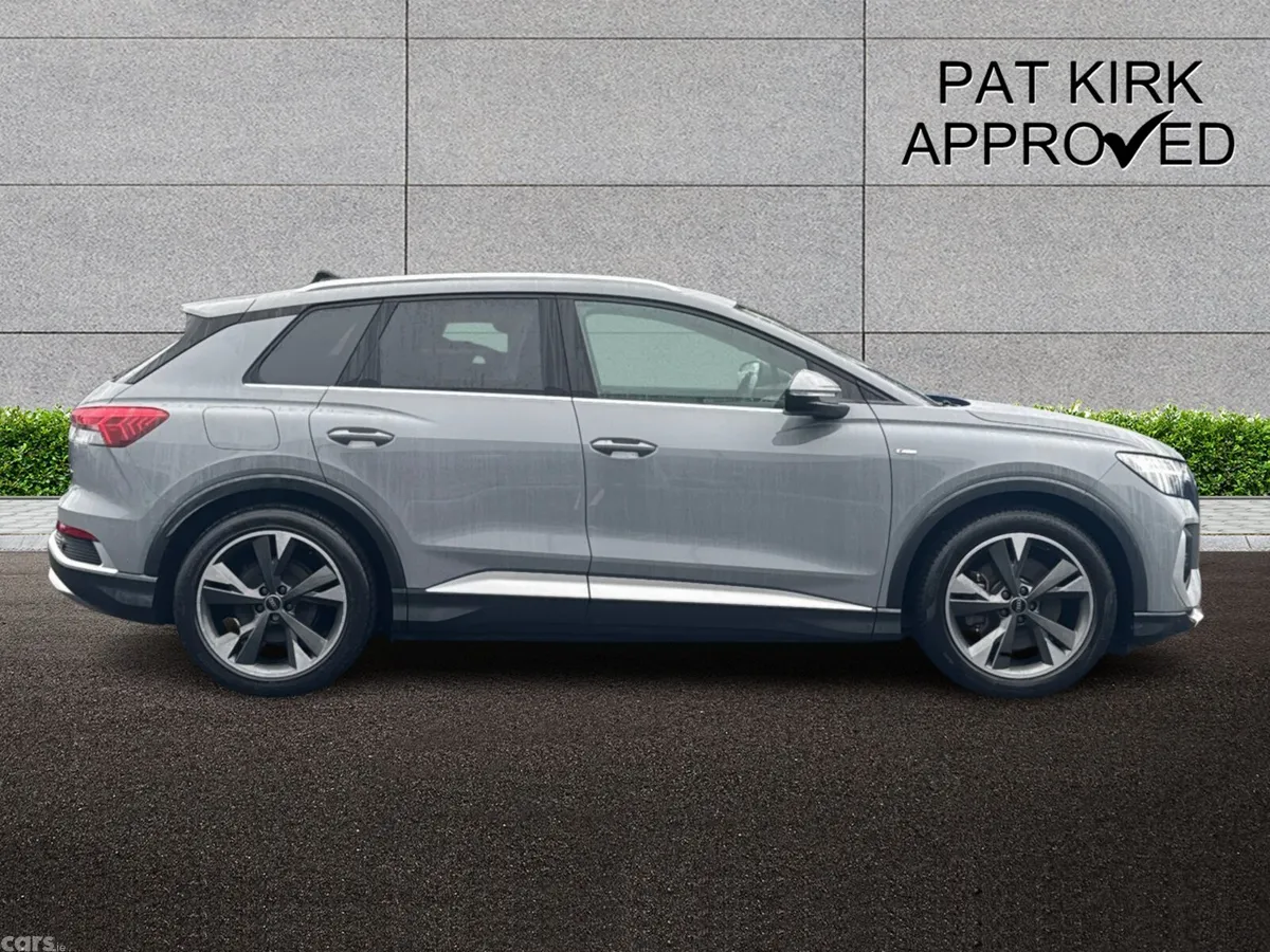 Audi Q4 SUV, Electric, 2023, Grey